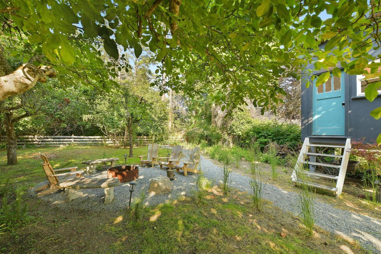 The Bayside Cottage North Saanich Exterior foto